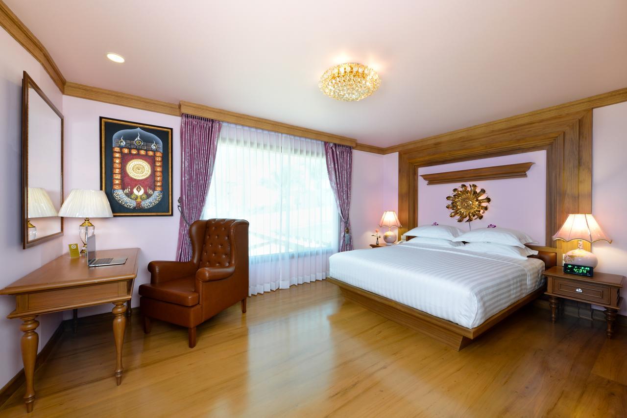 Peak Nimman Prestige Hotel Chiang Mai Esterno foto