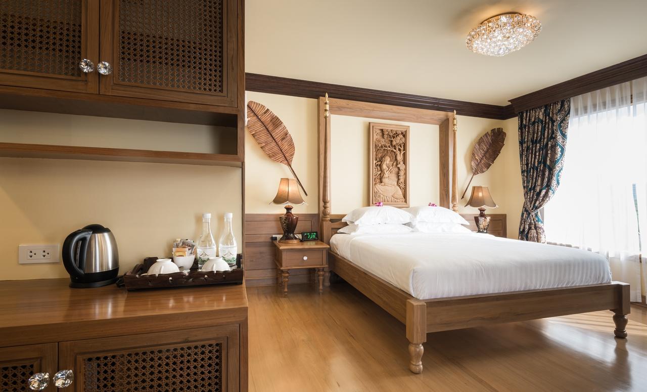 Peak Nimman Prestige Hotel Chiang Mai Esterno foto