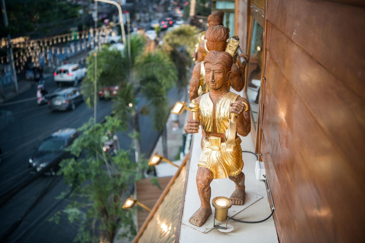 Peak Nimman Prestige Hotel Chiang Mai Esterno foto